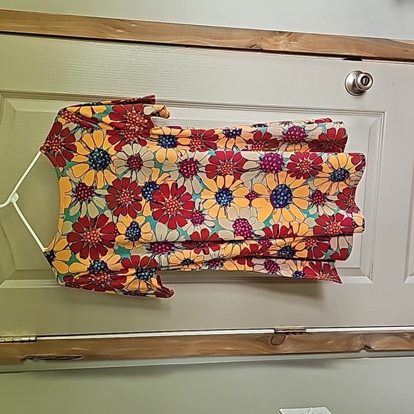 LuLaRoe Flower Tunic Top XS - Picture 5 of 5